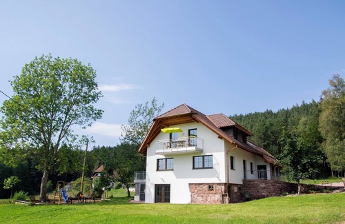 Lauterbach Apartment | Apartment 'Bienenstock' with Shared Terrace, Shared Garden and Wi-Fi