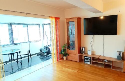 Kastel Stafilic Apartment | Apartment Bile - close to the beach, shops, airport