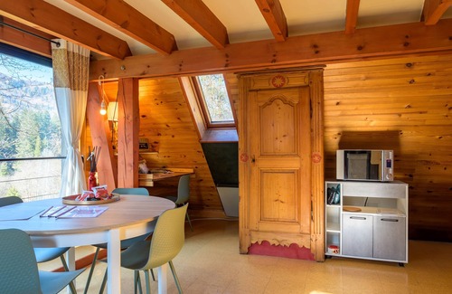 Metzeral Apartment | Apartment 'Bombom' with Lake View, Private Garden and Wi-Fi