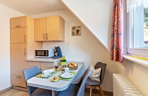 Guckinsdorf Apartment | Apartment 'Brujosenhof' with Private Terrace, Shared Garden and Wi-Fi