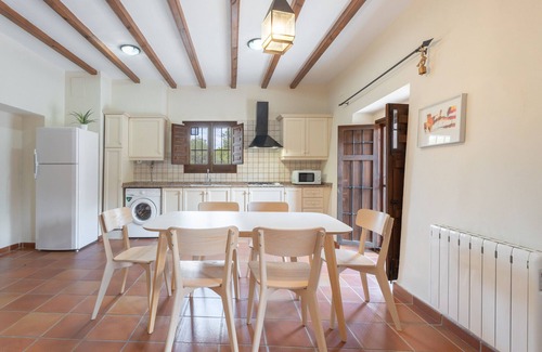 Altura Apartment | Apartment 'Bruno' with Mountain View, Shared Pool and Shared Garden