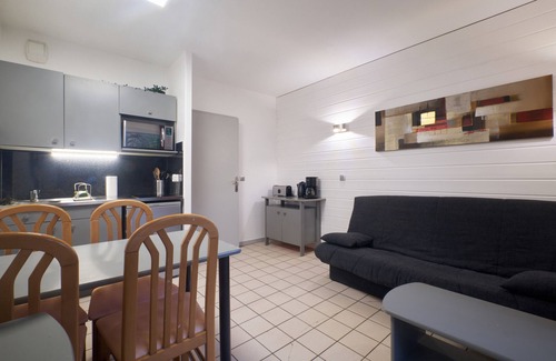 Allevard Apartment | Apartment 'Bulle Enchantée Lac Et Montagne' with Shared Pool, Balcony and Wi-Fi