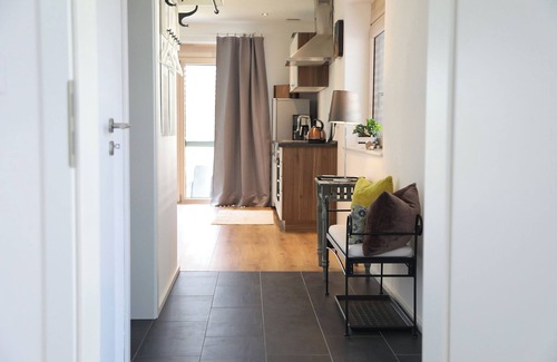 Harburg Apartment | Apartment 'Burgblick' with Private Terrace, Private Garden and Wi-Fi