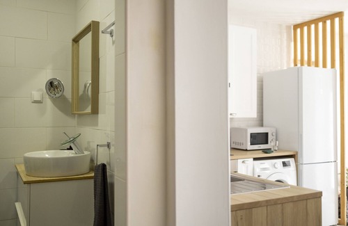 Arrentela Apartment | Apartment by the river in Seixal bay. 4pax. Bicycles are available.