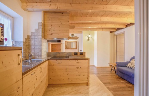 Campitello di Fassa Apartment | Apartment Chalet Osmar Appartamento 2 with Mountain View, Wi-Fi, Garden & Terrace