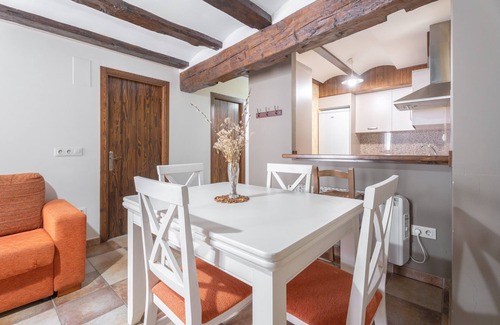 Alcala de la Selva Apartment | Apartment 'Casa El Cojo 1a' with Balcony and Wi-Fi