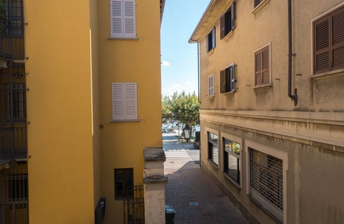 Arona Apartment | Apartment Calle | between lake and historic center