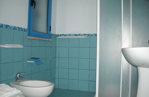 Menfi Apartment | Apartment Calliope is ideal for a couple with two babies.