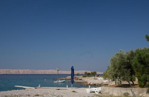 Cesarica Apartment | Apartment Camelia with pool and sea view