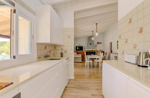 Sant Llorenc des Cardassar Apartment | Apartment 'Can Amer Ref 256' with Private Pool, Wi-Fi and Air Conditioning