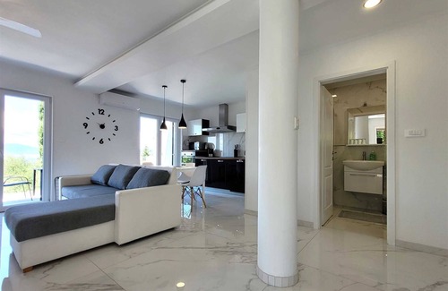Municipality of Omisalj Apartment | Apartment Carla 2 with Balcony