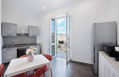 Savona Apartment | Apartment 'Casa Alba La Casa Delle Coccole' with Sea View, Wi-Fi and Air Conditioning
