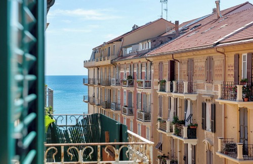 Savona Apartment | Apartment 'Casa Alba La Casa Delle Coccole' with Sea View, Wi-Fi and Air Conditioning