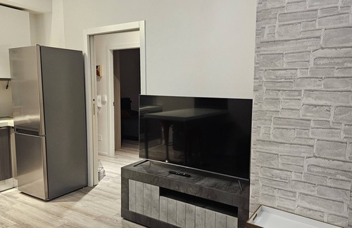 Torre Pedrera Apartment | Apartment 'Casa Mavira House' with Balcony, Wi-Fi and Air Conditioning