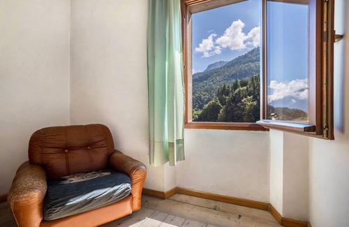 Sella Giudicarie Apartment | Apartment 'Casa Nel Borgo Edera' with Mountain View and Shared Garden