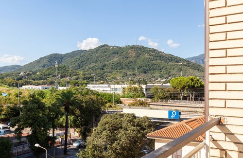 Avenza Apartment | Apartment 'Casa Serena' with Mountain View & A/C
