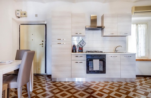 Porto Ercole Apartment | Apartment 'Casa Uliana' with Sea View, Wi-Fi and Air Conditioning