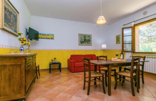 Montespertoli Apartment | Apartment Casolare Bretulla-1 by Interhome