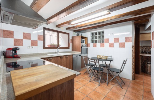 Bicorp Apartment | Apartment 'Cazuma' with Wi-Fi and Air Conditioning