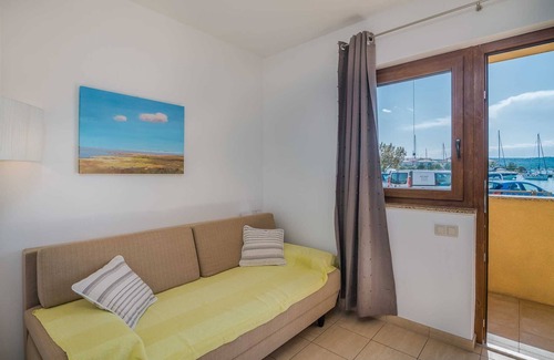 Klimno Apartment | Apartment Celeste 3 with terrace and sea view