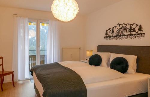 Grindelwald Apartment | Apartment Chalet zur Höhe by Interhome