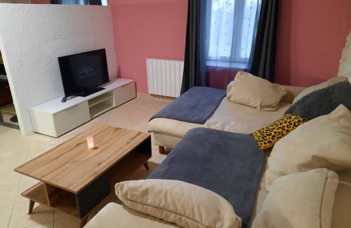 Dasle House | Apartment Charlotte F2 au château