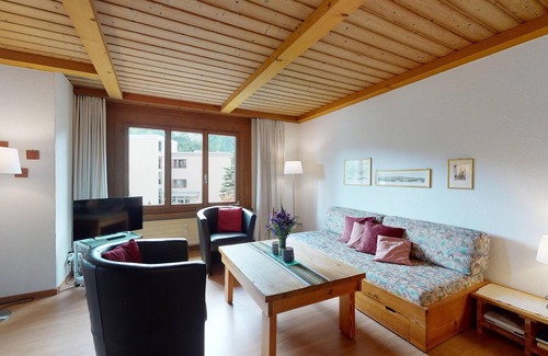 Sankt Moritz-Bad Apartment | Apartment Chavallera 36 - 2.5-Room Apartment Near the Ski Slope in St. Moritz
