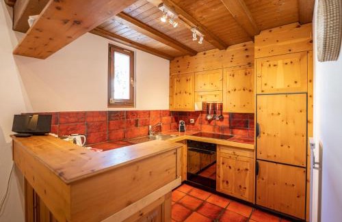 La Punt-Chamues-ch Apartment | Apartment Chesa Cantieni by Interhome
