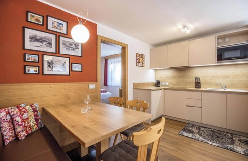 Mareo Apartment | Apartment 'Ciasa Rungg App Pares' with Mountain View, Garden & Wi-Fi