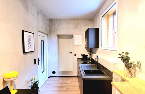 Innenstadt Apartment | Apartment 'City Als Raumwunder' with Wi-Fi
