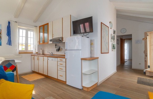 Nerezine Apartment | Apartment CLARA with 2 terraces with sea view 30m from the beach