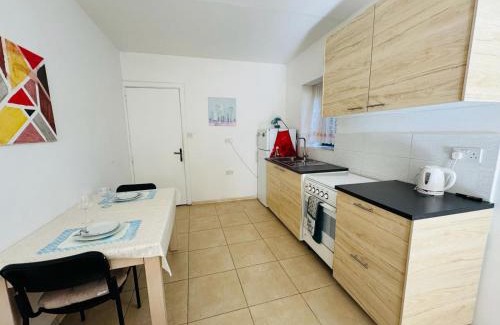 Bahar ic-Caghaq Apartment | apartment close to beach and stJulians