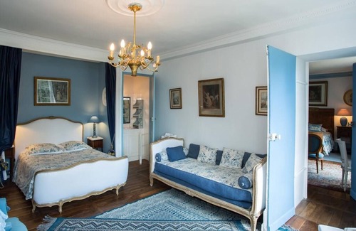 Suevres Apartment | Apartment-Connected-Ensuite-Garden view-Villemorin