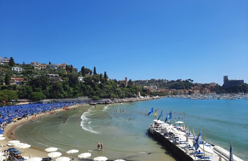 Vezzano Ligure Apartment | Apartment convenient to Lerici and 5 Terre