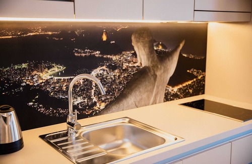 Brigittenau Apartment | Apartment Copacabana mit Balkon und Küchenzeile - Rioca Vienna Posto 1