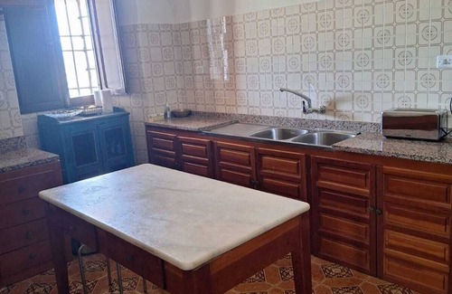 Chiclana de Segura Apartment | Apartment 'Cortijo La Teja' with Mountain View, Wi-Fi and Air Conditioning