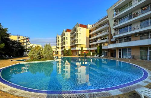 Sunny Beach Apartment | Apartment Daisy Grand Kamelia