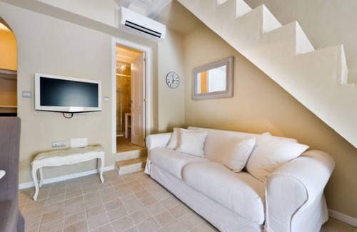 Ibiza City Centre Apartment | Apartment 'Dalt Vila' with Sea View, Wi-Fi and Air Conditioning