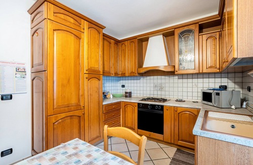 Druogno Apartment | Apartment 'Daniela' with Mountain View, Balcony and Wi-Fi