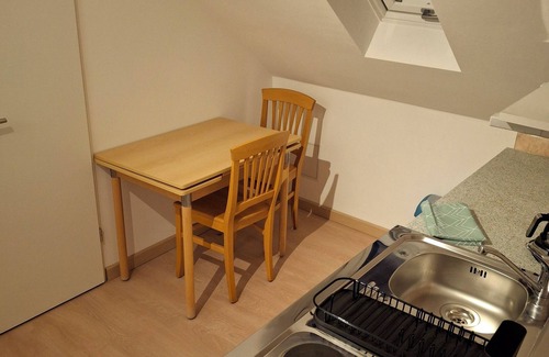 Edingen Apartment | Apartment house Edingen, ideally located between Heidelberg & Mannheim