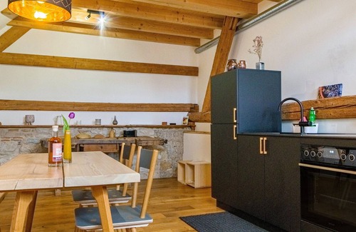 Sankt Georgen Apartment | Apartment 'Freiburg 2' with Shared Terrace, Balcony and Wi-Fi