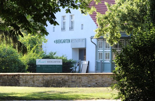 Petershagen Apartment | Apartment in Village Green near Berlin, in the historic village inn Petershagen