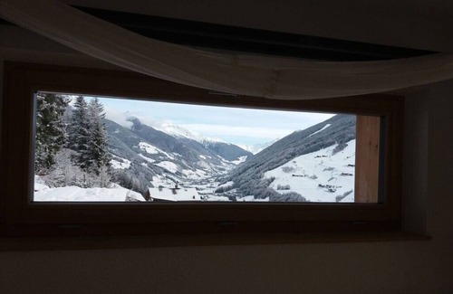 Valle Aurina Apartment | Apartment deluxe mountain feeling with a view of the entire Ahrntal Valley