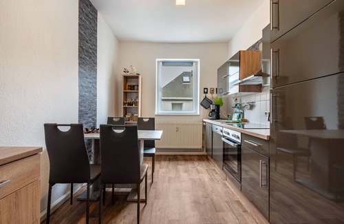 Radeberg Apartment | Apartment "Deluxe" vor den Toren Dresdens und der Oberlausitz with Terrace & Wi-Fi