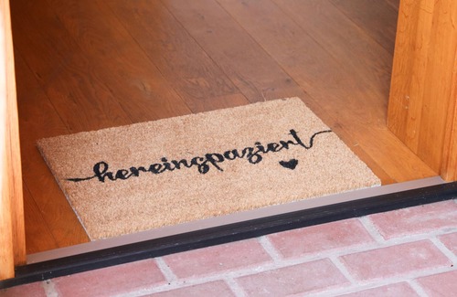 Jesberg Apartment | Apartment 'Die Försterinstube' with Shared Terrace, Shared Garden and Wi-Fi