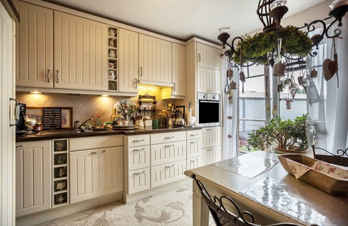 Erichshof Apartment | Apartment 'Die Kleine Oase 3 Im Wohnhaus'