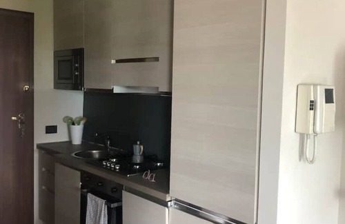 Sirmione Cottage | Apartment directly by the lake