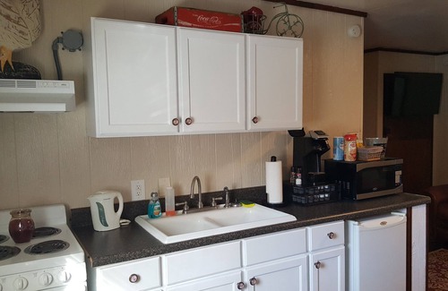 Abingdon Apartment | Apartment Directly ON The Virginia Creeper Trail !