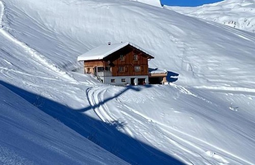 Damuels Apartment | Apartment direkt an der Piste