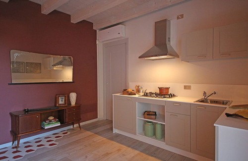 Roe Apartment | Apartment 'Dos Del Sul - Vinaccia' Wi-Fi and Air Conditioning